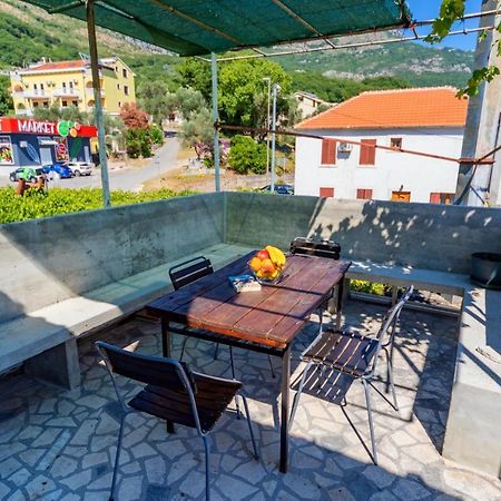 Apartment Magazini Petrovac Екстериор снимка
